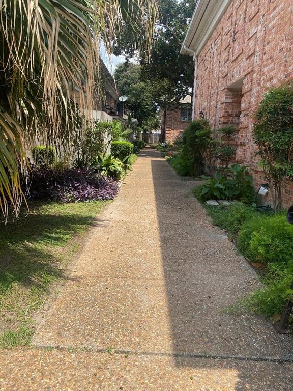 Houston, Texas 77057, United States, 2 Bedrooms Bedrooms, ,2 BathroomsBathrooms,Residential,Active,190419