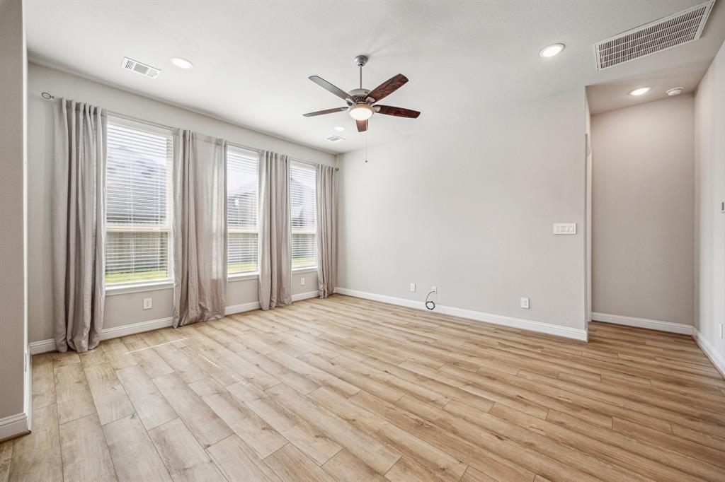 10292 Bayou Oaks Drive, Conroe, Texas image 6