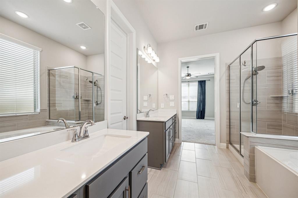 10292 Bayou Oaks Drive, Conroe, Texas image 17