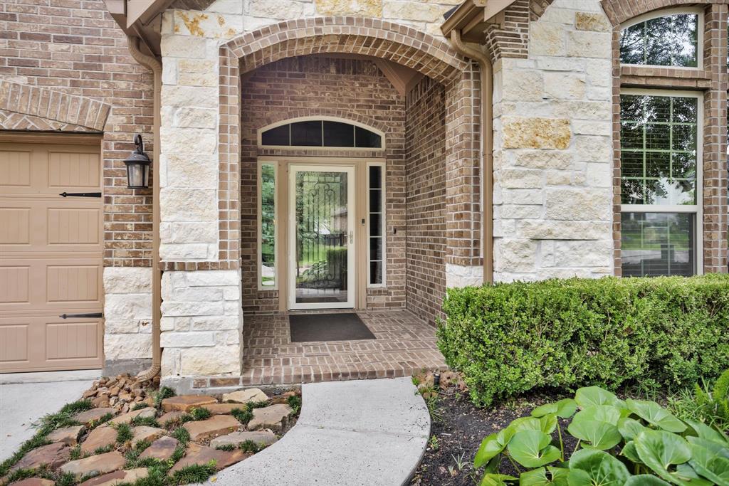 29 Highland Point Drive