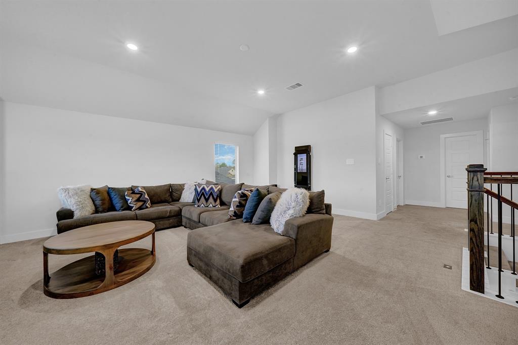 9911 Silverling Court, Conroe, Texas image 20