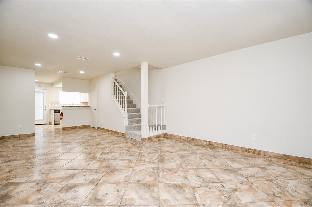 2808 Grants Lake Boulevard #103, Sugar Land, Texas image 12