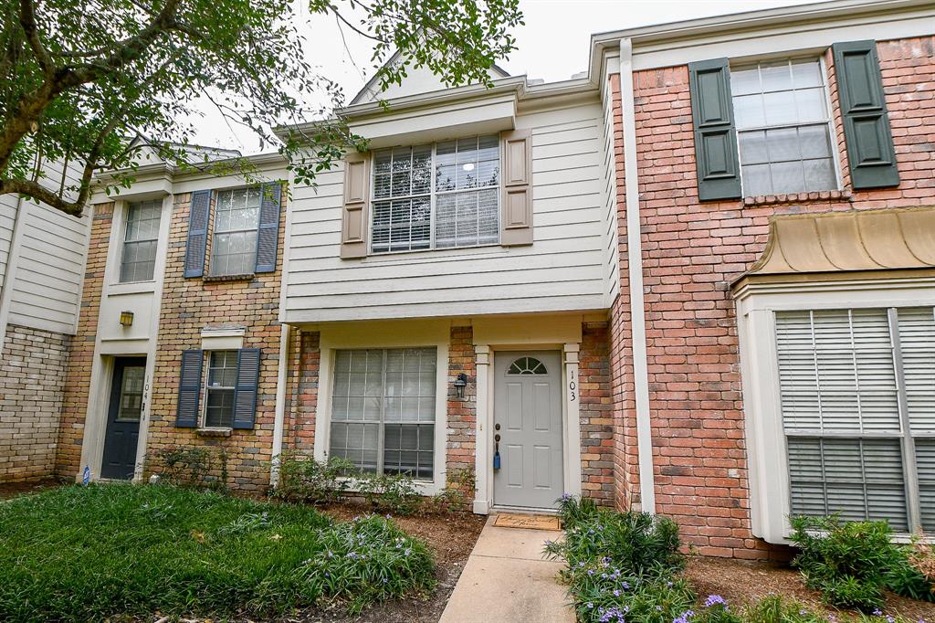 2808 Grants Lake Boulevard #103, Sugar Land, Texas image 3