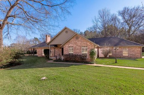 A home in Nacogdoches