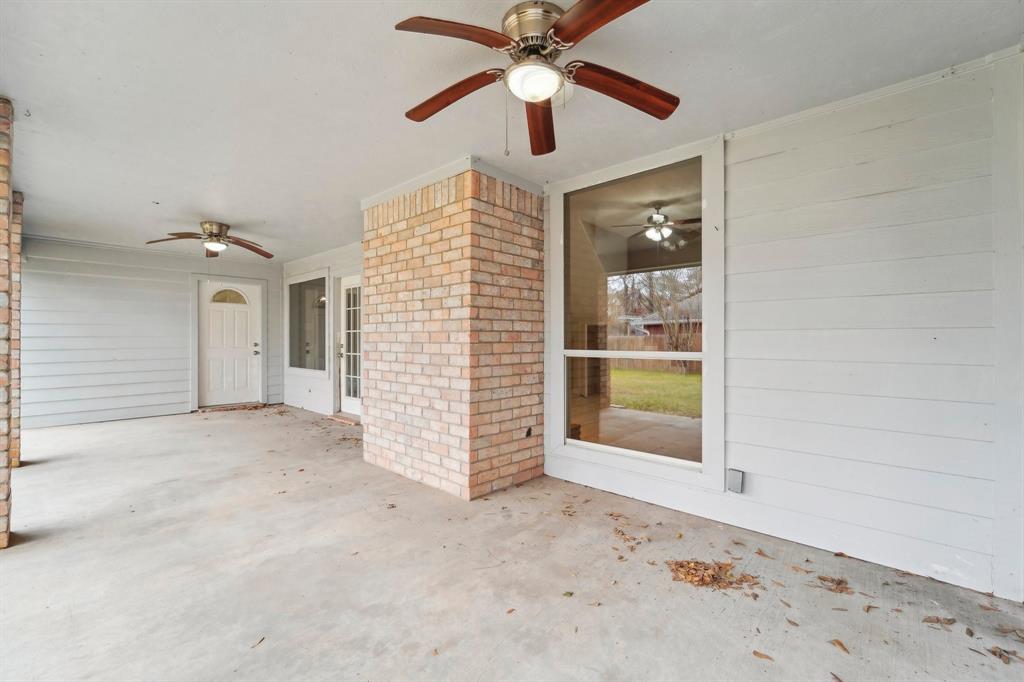 428 E Hunting Tower Run, Conroe, Texas image 41