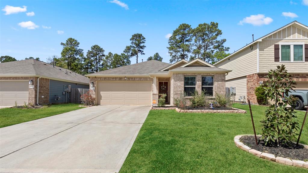 525 Bonnerville Lane, Magnolia, Texas image 2