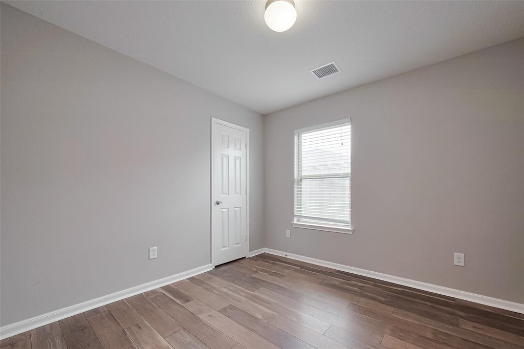 12015 Alder View Drive, Houston, Texas image 9