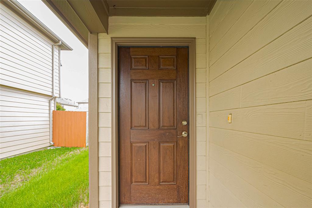 12015 Alder View Drive, Houston, Texas image 6