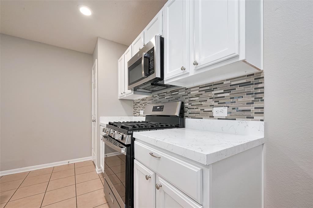 12015 Alder View Drive, Houston, Texas image 39