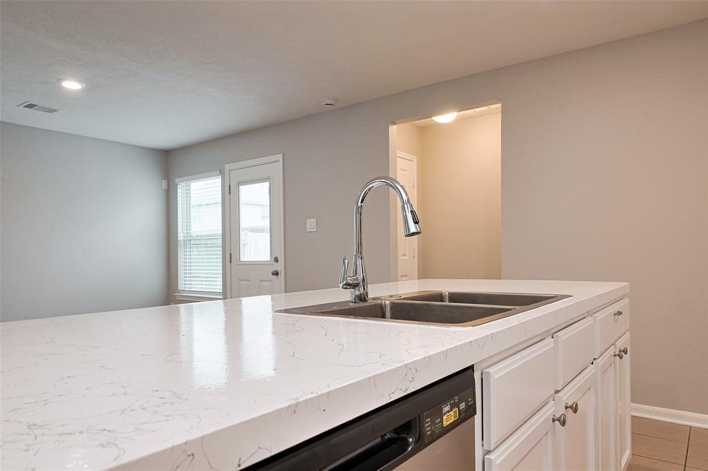 12015 Alder View Drive, Houston, Texas image 25