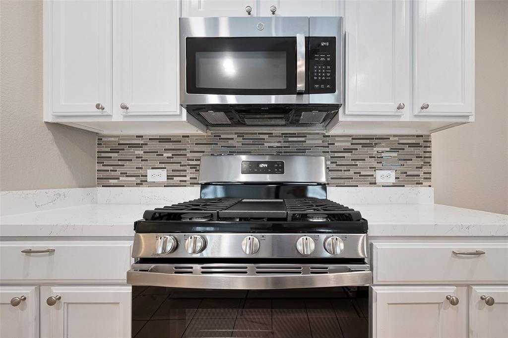 12015 Alder View Drive, Houston, Texas image 18