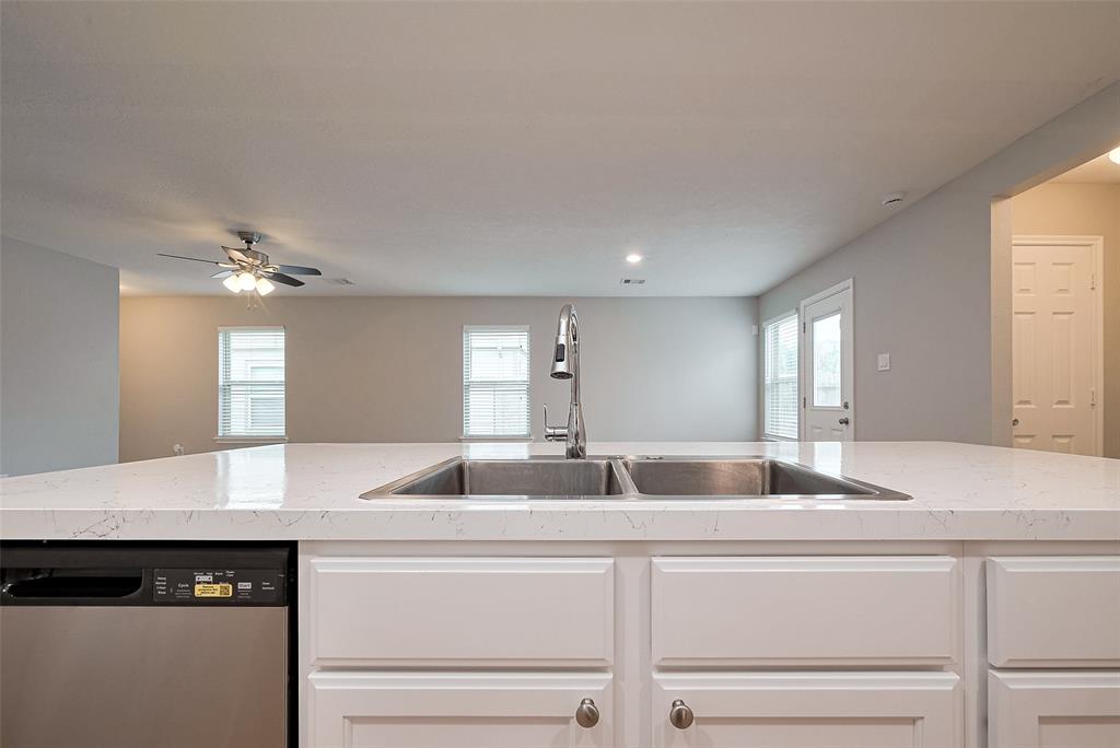 12015 Alder View Drive, Houston, Texas image 24