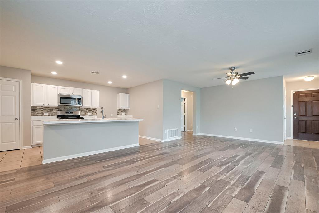 12015 Alder View Drive, Houston, Texas image 22
