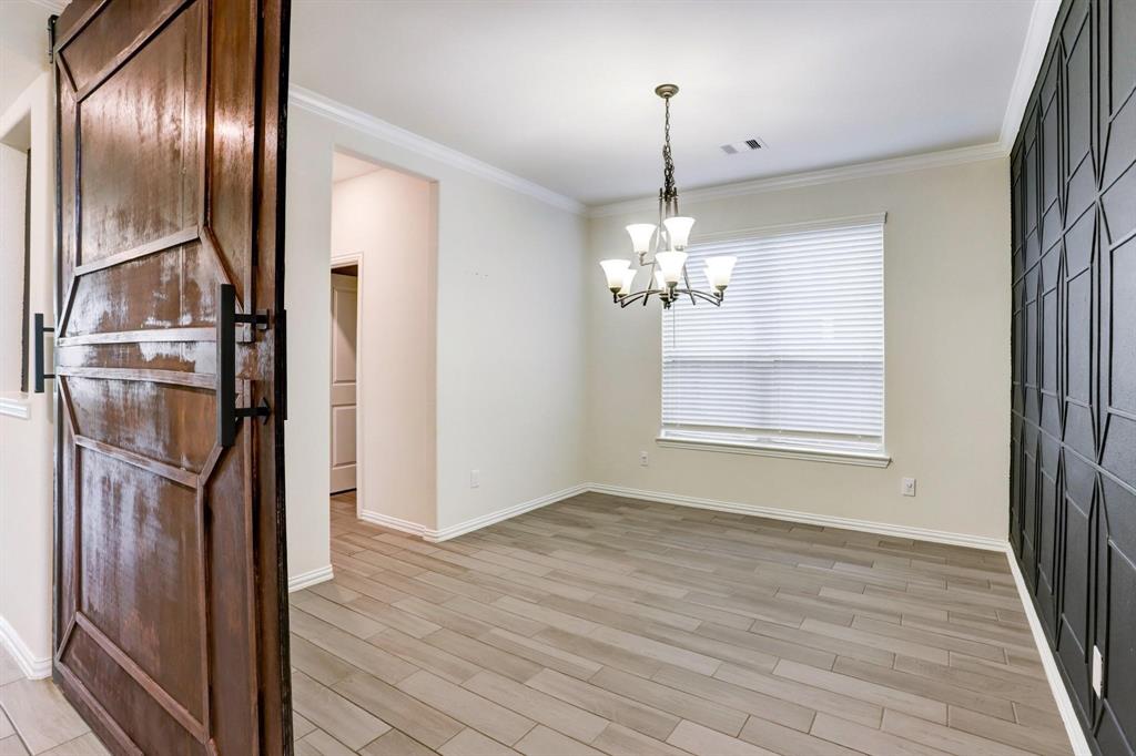 28618 Monarch Cliffs Drive
