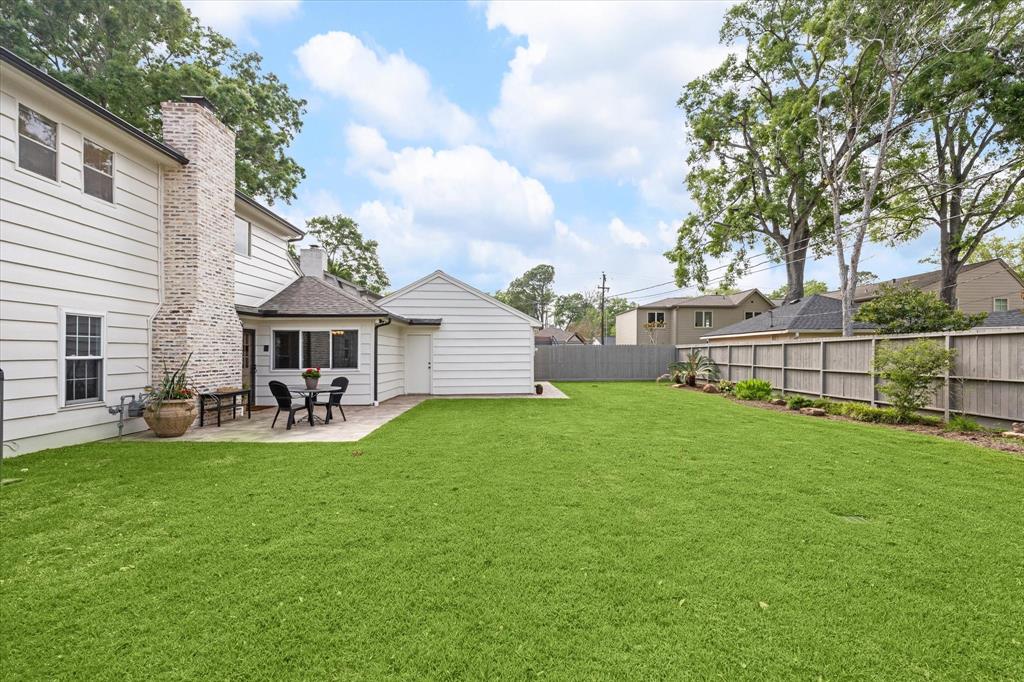 14822 Carolcrest Drive, Houston, Texas image 29