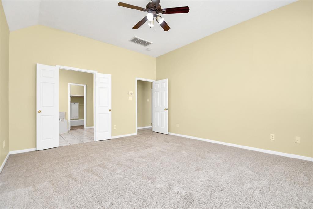 4843 Russett Lane, Sugar Land, Texas image 33