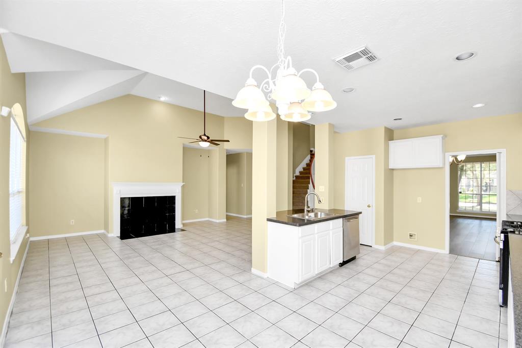 4843 Russett Lane, Sugar Land, Texas image 31