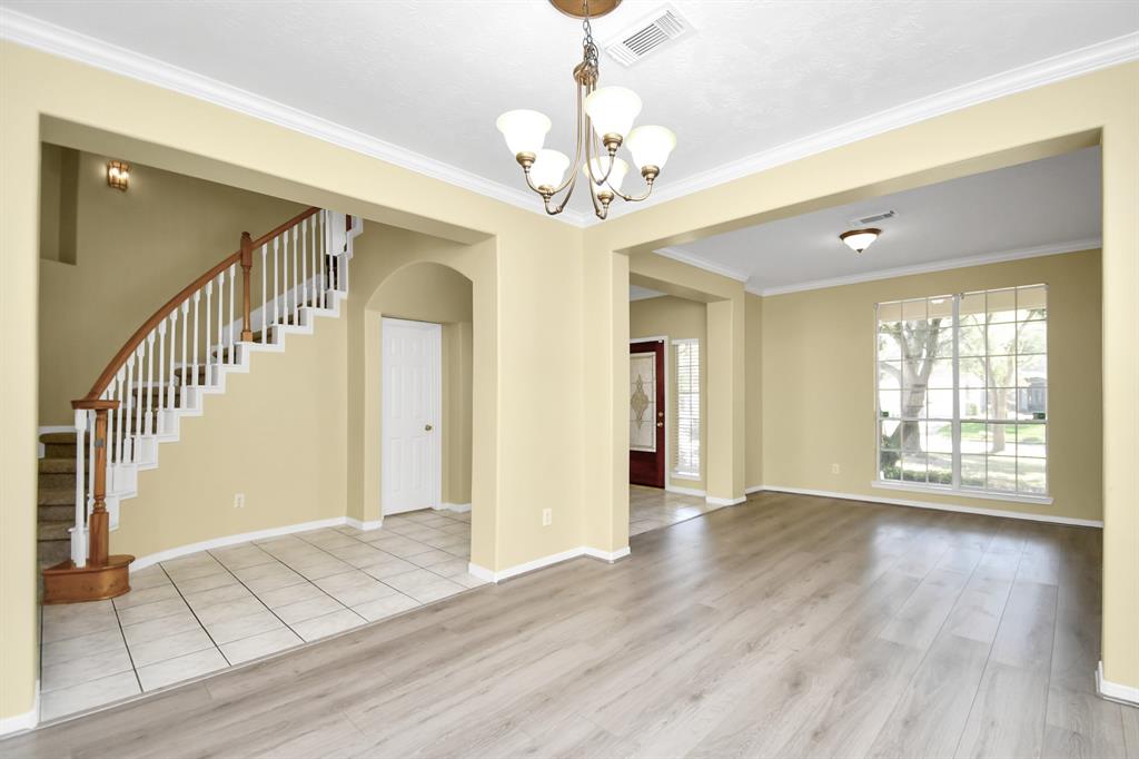 4843 Russett Lane, Sugar Land, Texas image 17