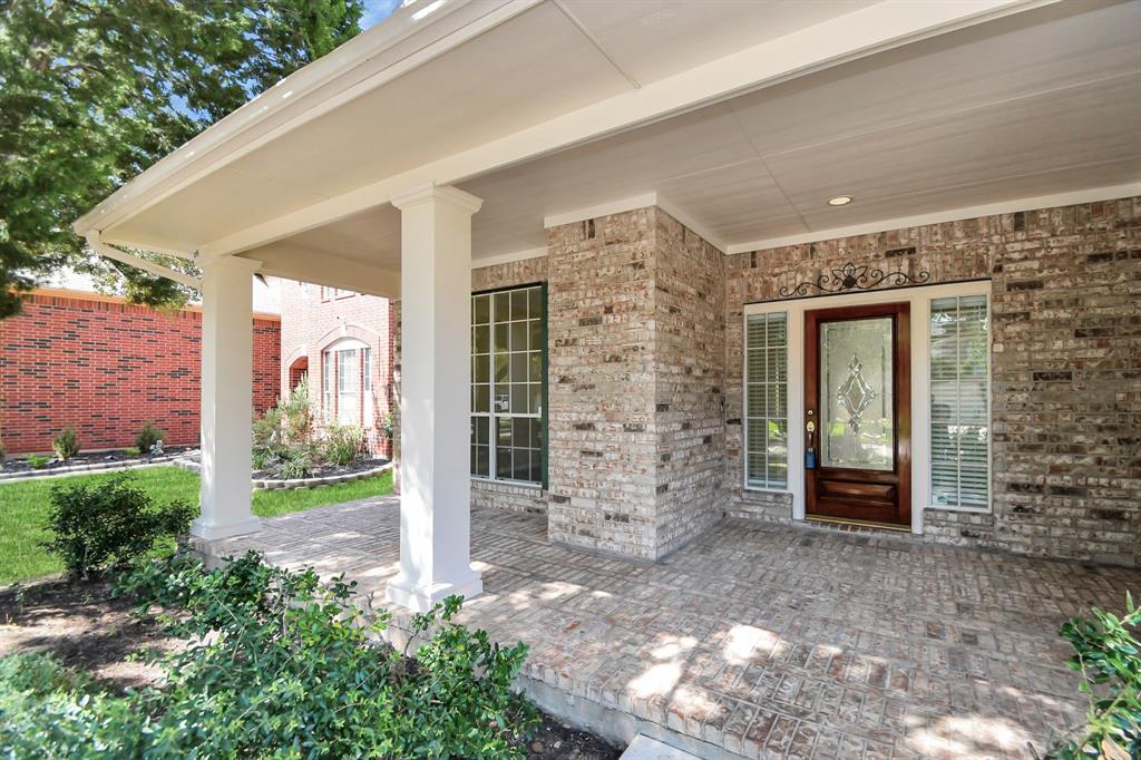 4843 Russett Lane, Sugar Land, Texas image 12