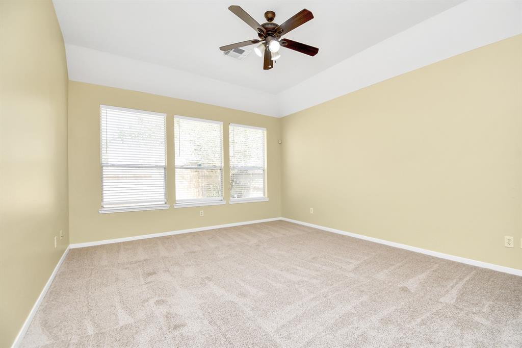 4843 Russett Lane, Sugar Land, Texas image 32