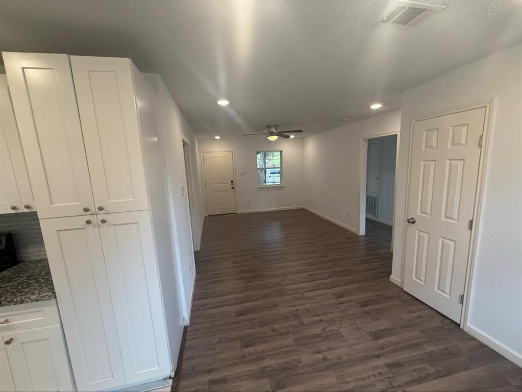 7346 Calais Road, Houston, Texas image 7