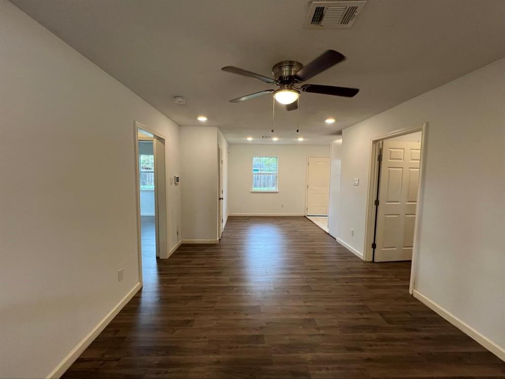 7346 Calais Road, Houston, Texas image 2