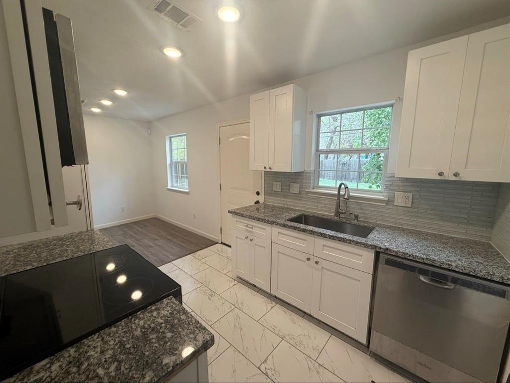 7346 Calais Road, Houston, Texas image 4
