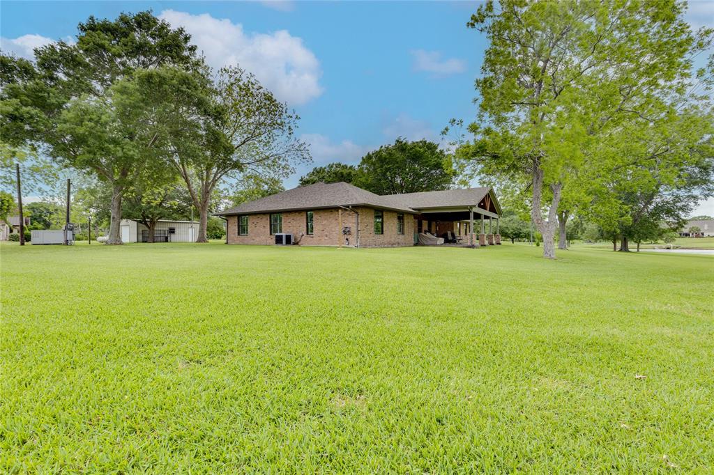 15151 Lakeview Drive, Beach City, Texas image 35