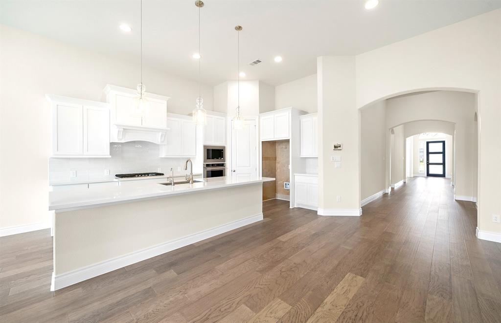 12406 Drifting Oakwood Lane, Cypress, Texas image 12