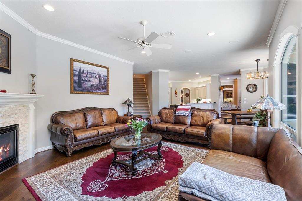14 Snow Pond Place, The Woodlands, Texas image 24
