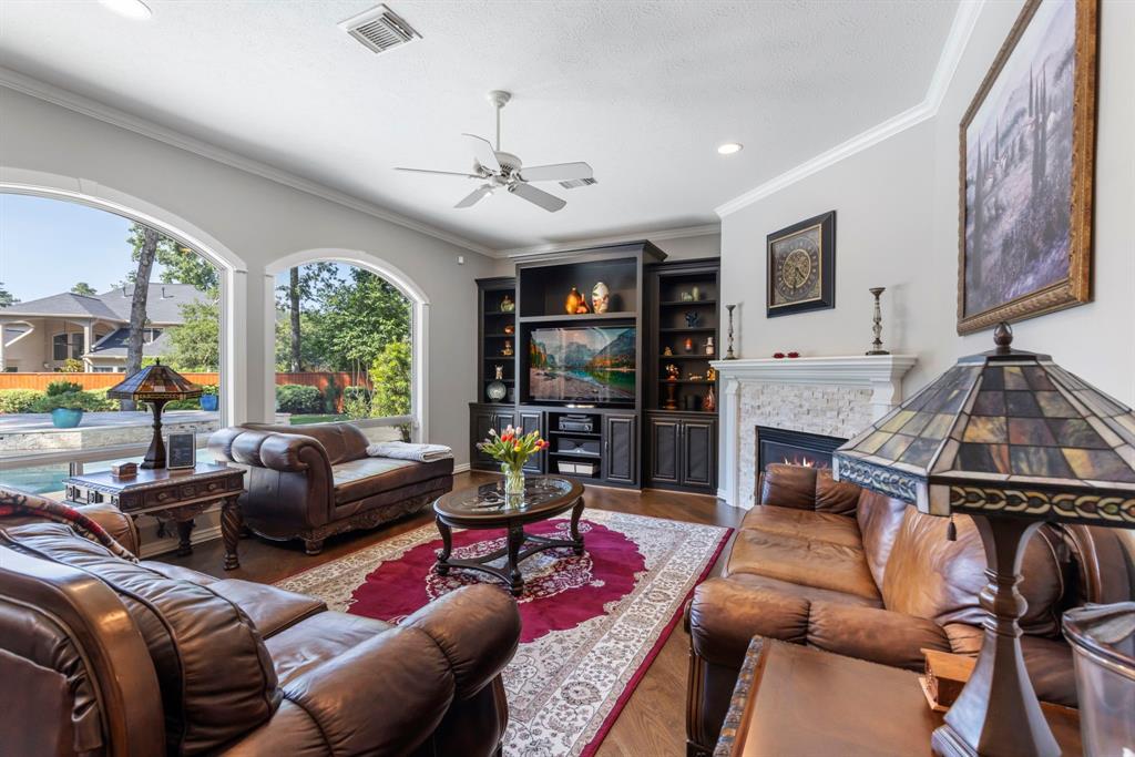 14 Snow Pond Place, The Woodlands, Texas image 22