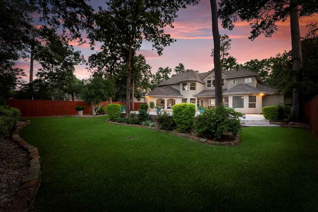 14 Snow Pond Place, The Woodlands, Texas image 6