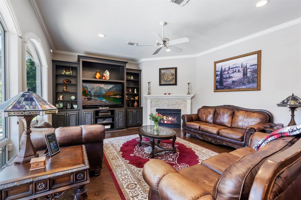 14 Snow Pond Place, The Woodlands, Texas image 23