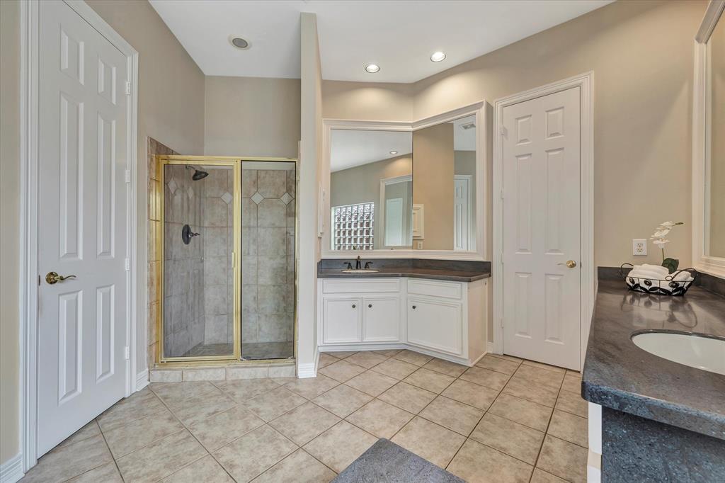 15534 Wooden Oak Court, Houston, Texas image 41