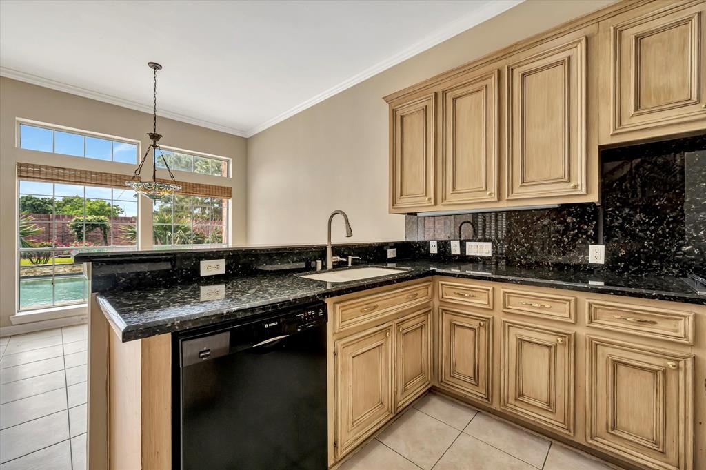 15534 Wooden Oak Court, Houston, Texas image 32