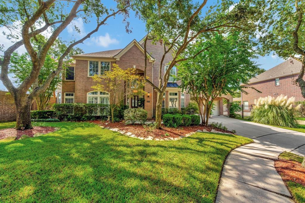 15534 Wooden Oak Court, Houston, Texas image 1