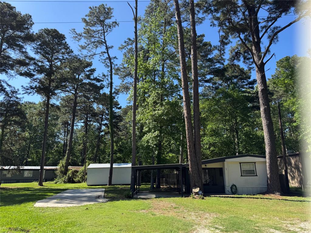 69 E Whippoorwill Lane, Trinity, Texas image 1