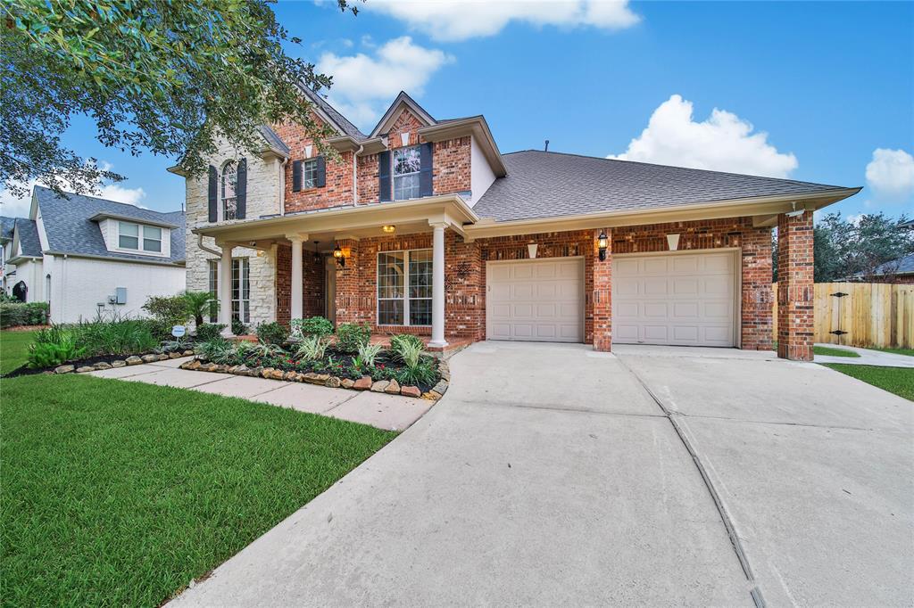 12016 Cedar Creek Drive, Pearland, Texas image 3