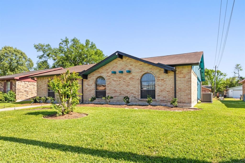 883 County Road 37, Tyler, Texas image 3