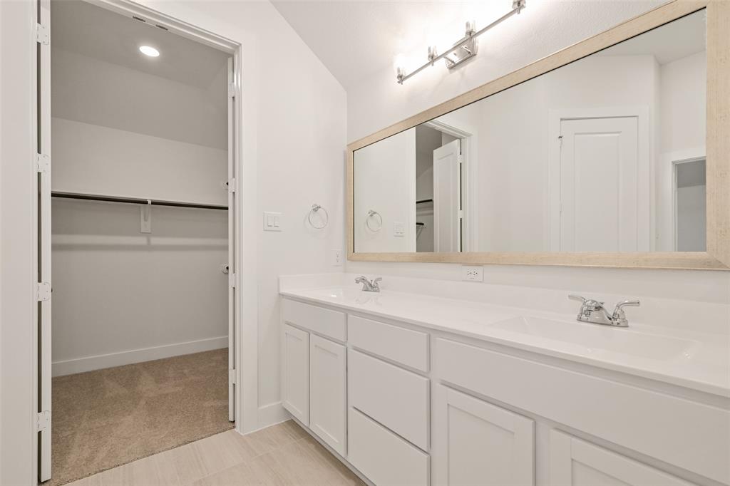 1536 Apache Heights Drive, Dayton, Texas image 24
