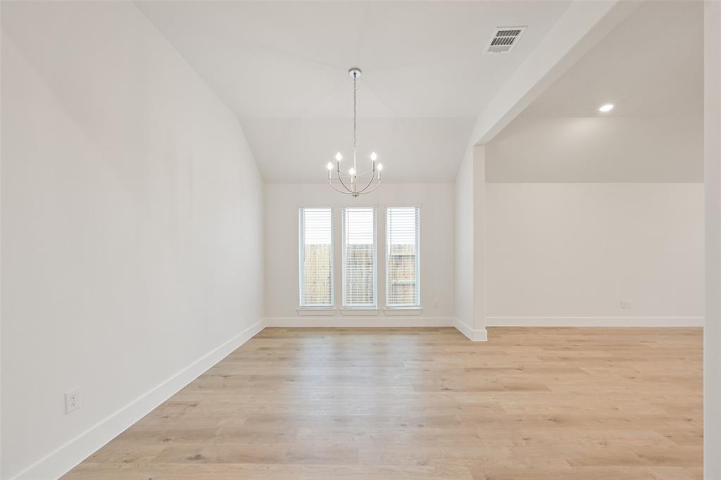 1536 Apache Heights Drive, Dayton, Texas image 17