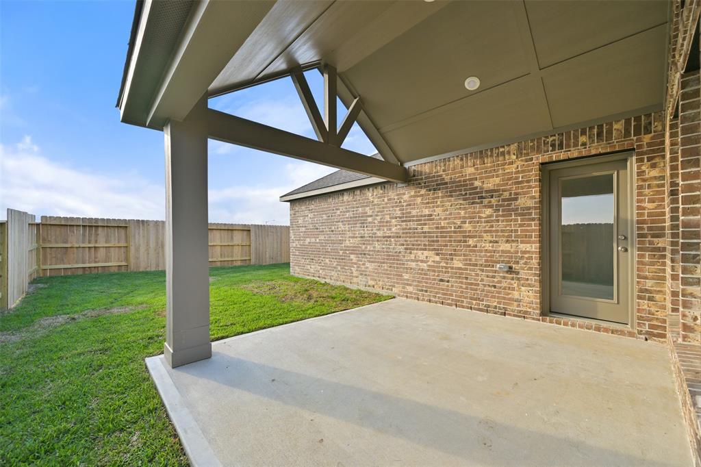 1536 Apache Heights Drive, Dayton, Texas image 34