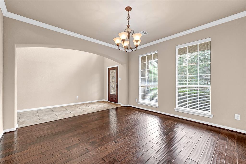 130 S Vershire Circle, The Woodlands, Texas image 4