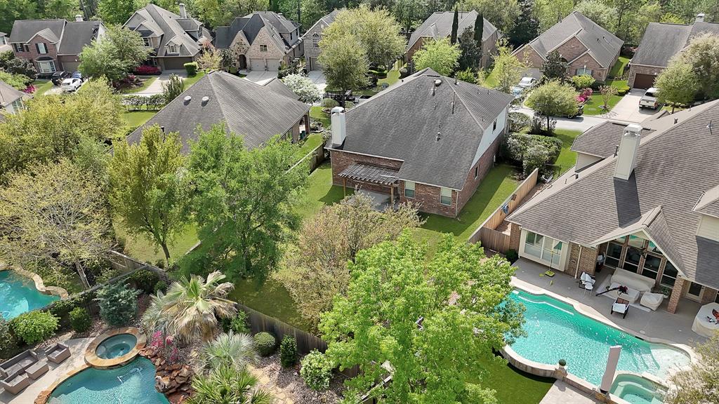 130 S Vershire Circle, The Woodlands, Texas image 30