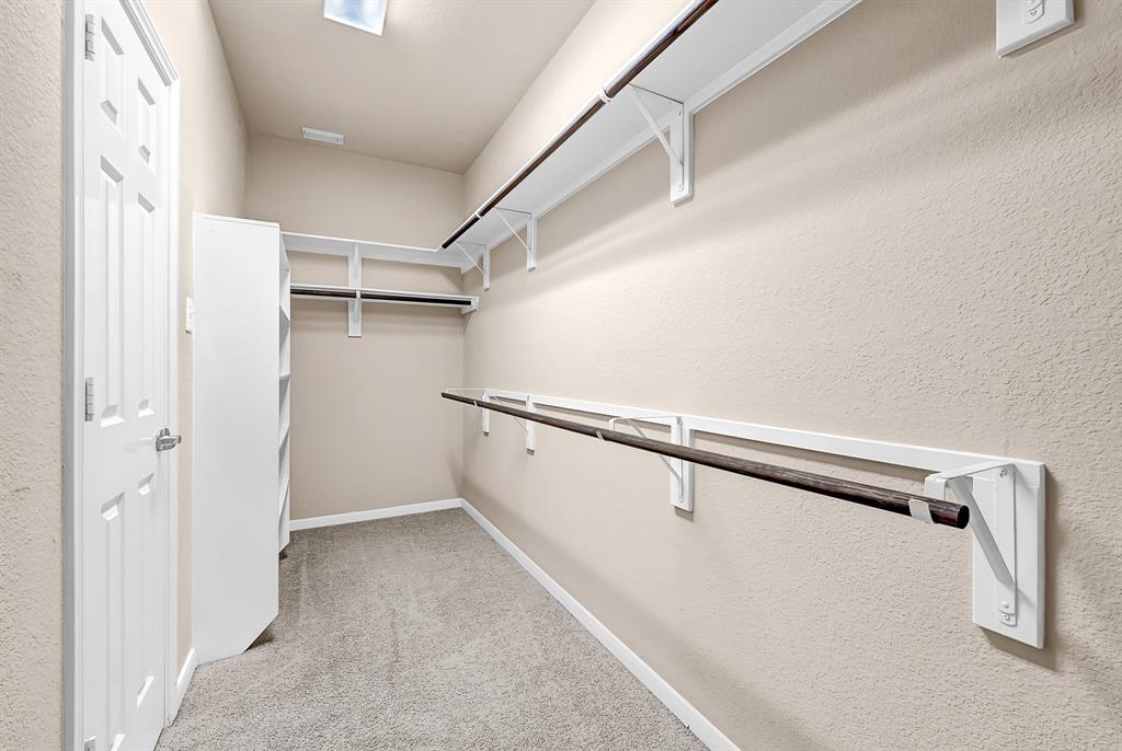130 S Vershire Circle, The Woodlands, Texas image 18