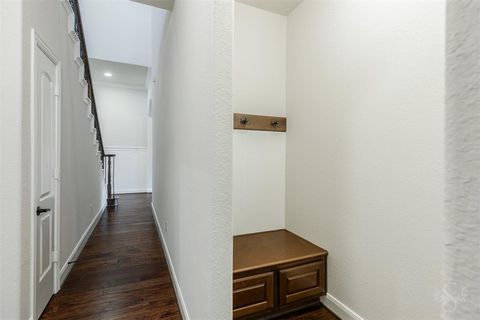 listing image 30