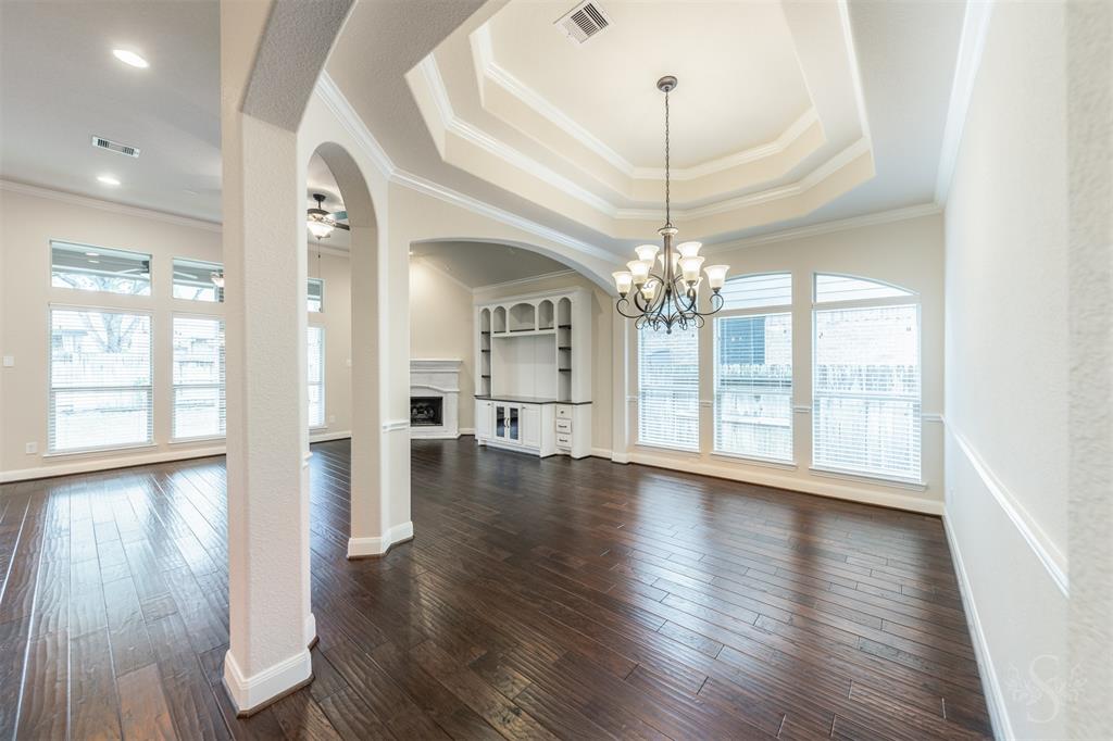 10614 Lindabury Hollow Drive, Katy, Texas image 13