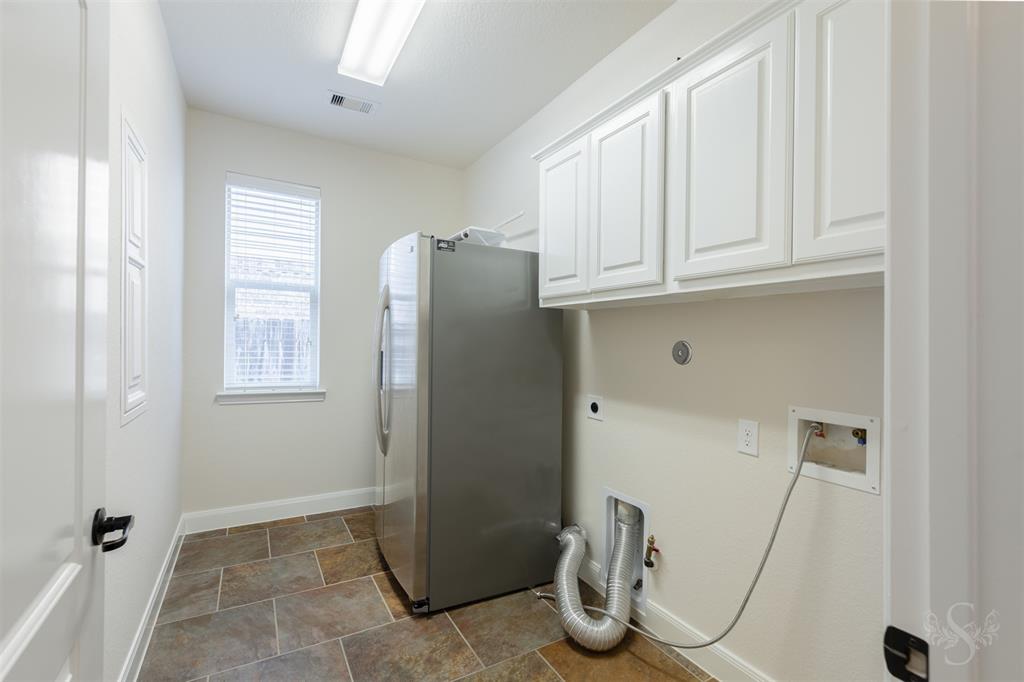 10614 Lindabury Hollow Drive, Katy, Texas image 30