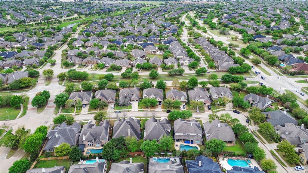 10614 Lindabury Hollow Drive, Katy, Texas image 41