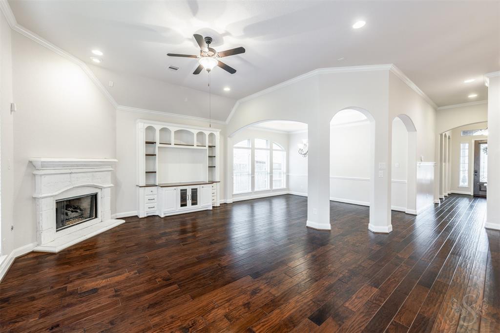 10614 Lindabury Hollow Drive, Katy, Texas image 9